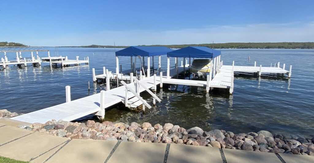 Lake Geneva, Wisconsin piers and landings